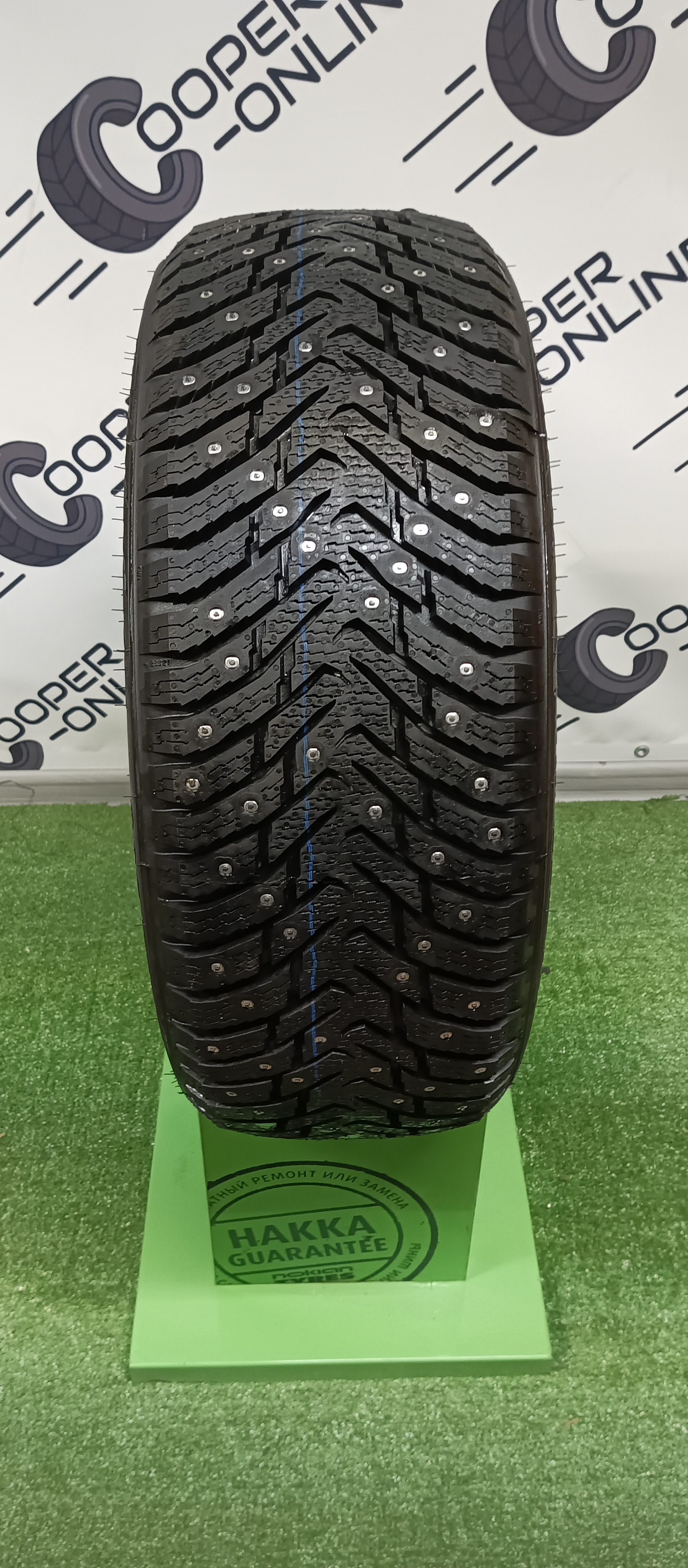 Ikon Tyres Character Ice 8 205 50 R17 93T