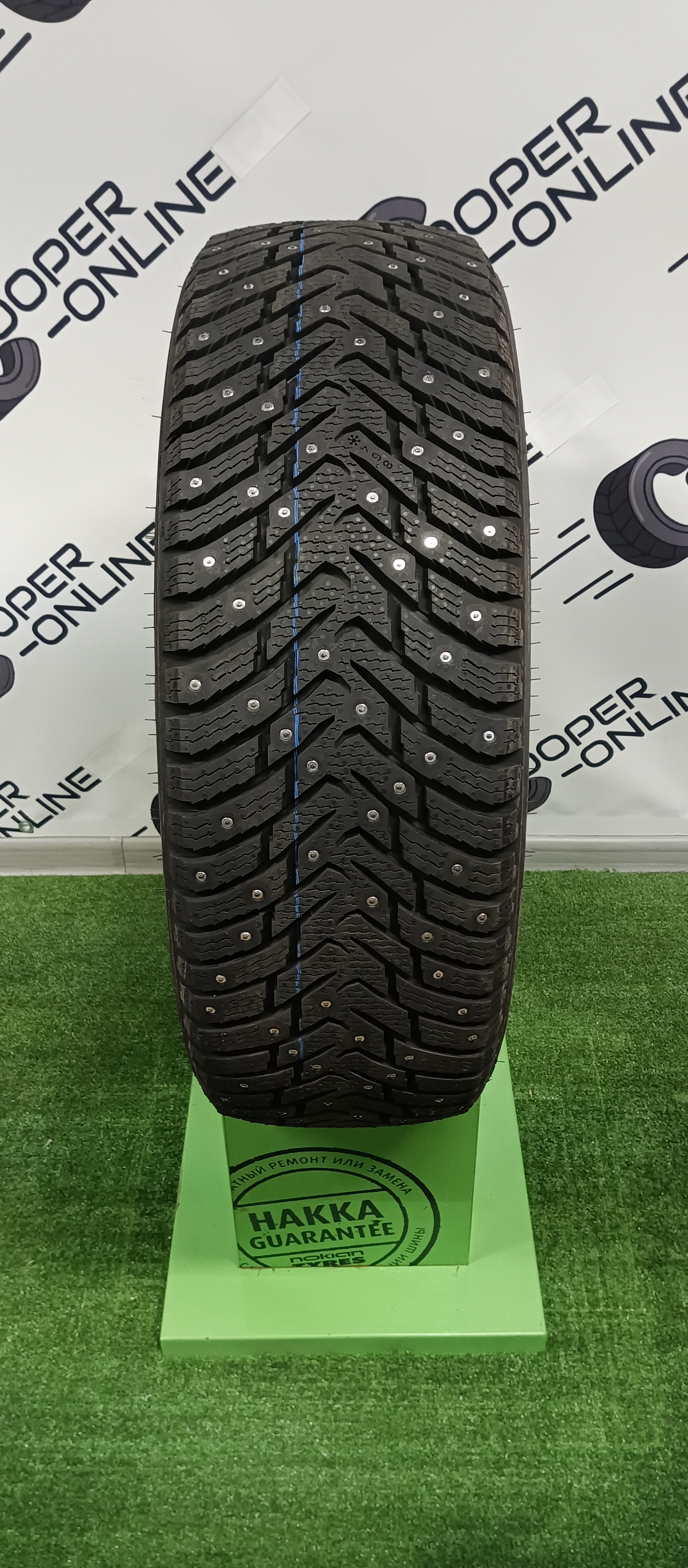 Ikon Tyres Nordman 8 215 60 R17 100T