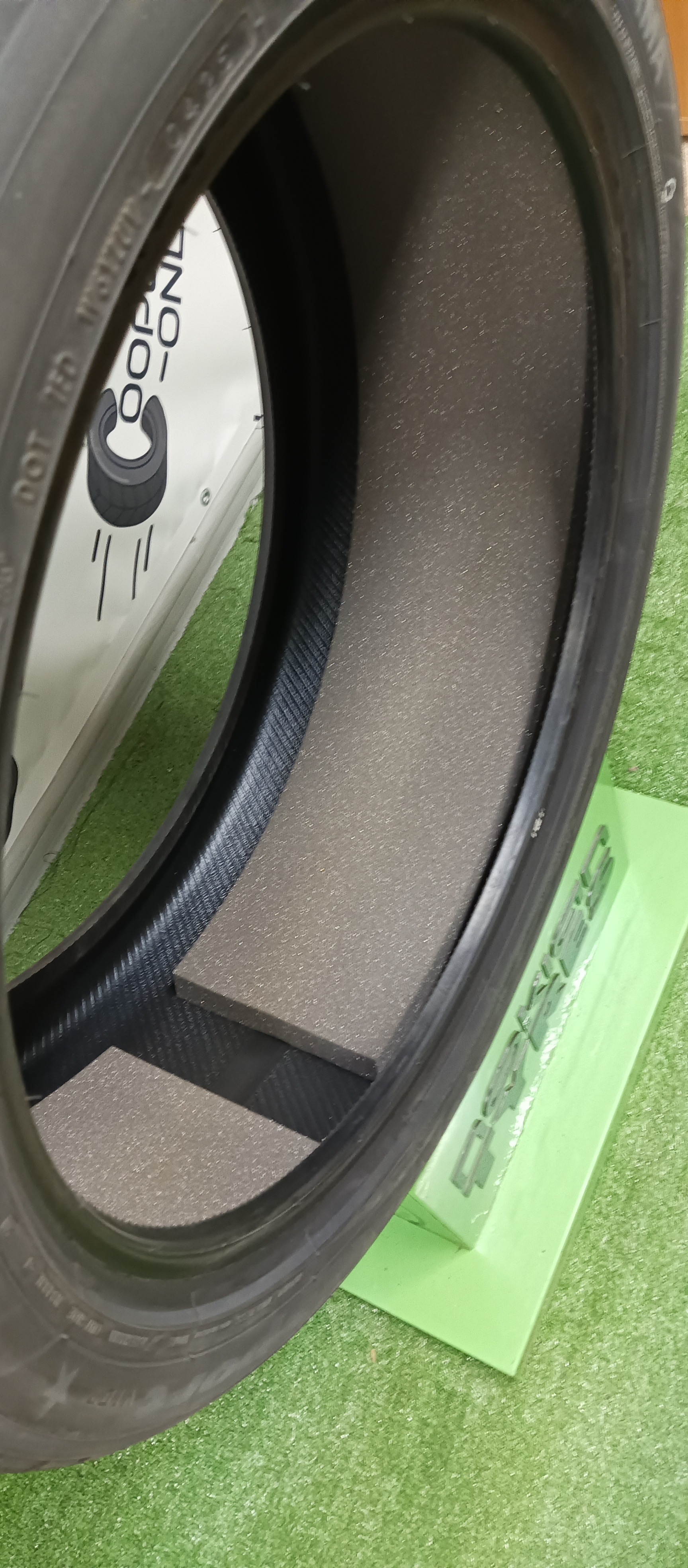 Yokohama Advan Sport V107E 275 40 R21 107Y