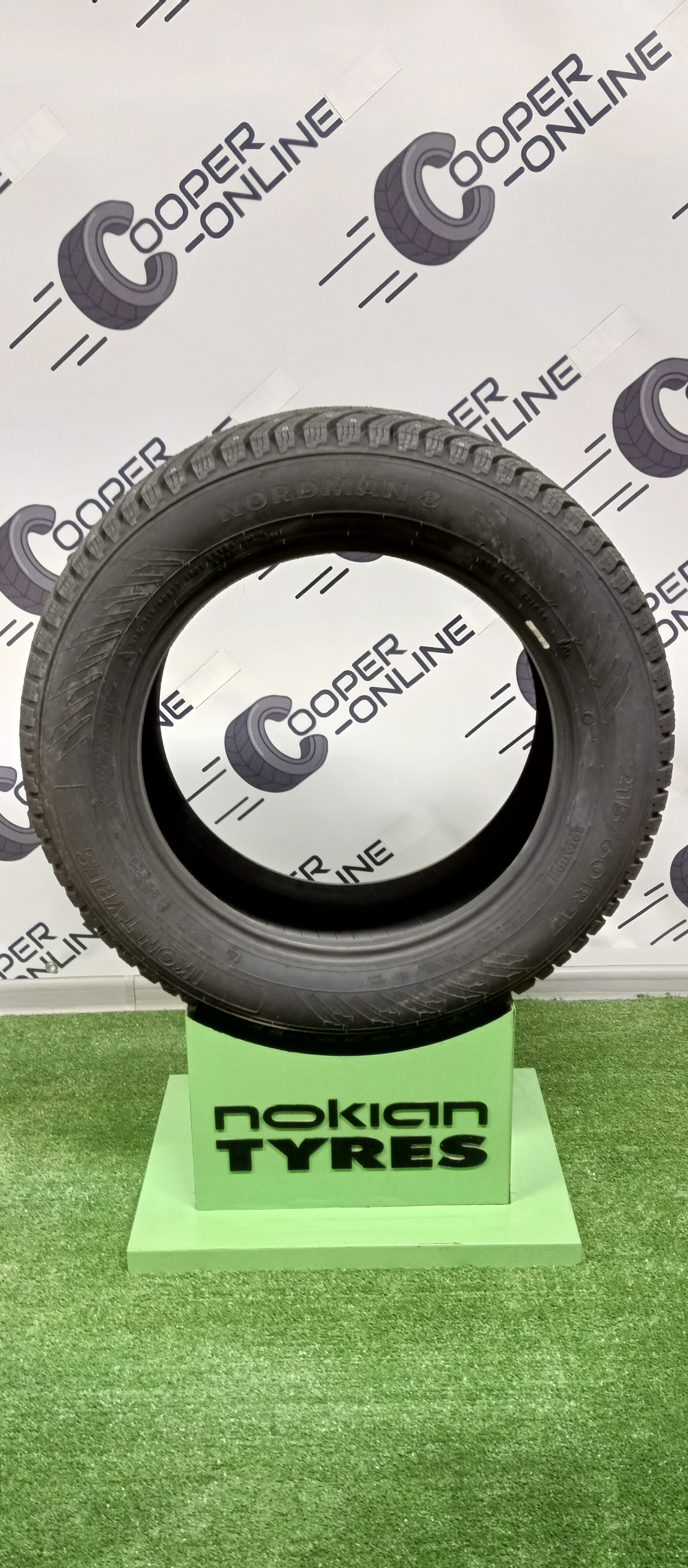 Ikon Tyres Nordman 8 215 60 R17 100T